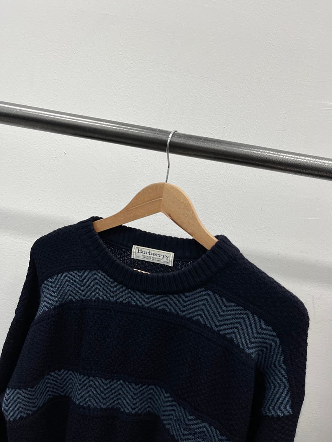 105) 버버리 클래식 울니트  상품이미지3