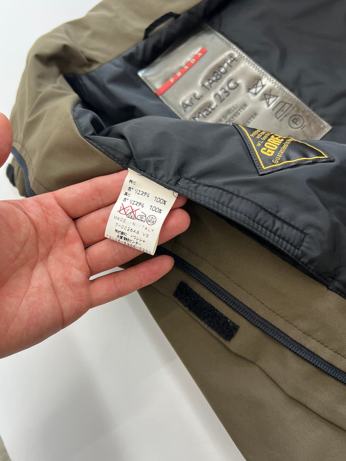 프라다 스포츠 고어텍스 자켓 상품이미지5