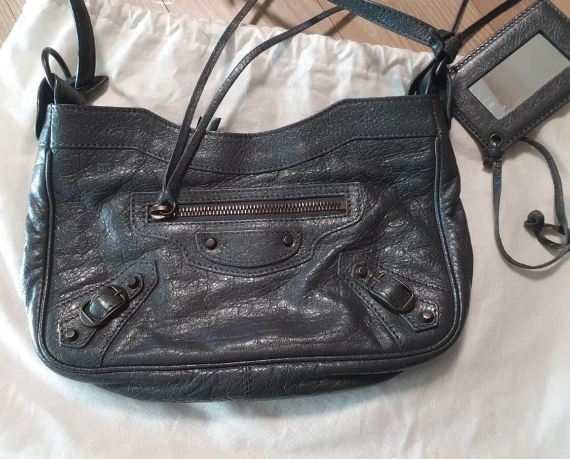 BALENCIAGA 발렌시아가 힙 크로스백 블랙 상품이미지2