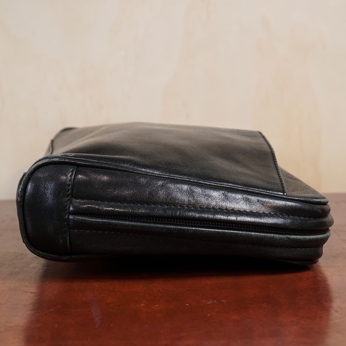 이세이미야케 빈티지 레더 파우치 백 상품이미지5