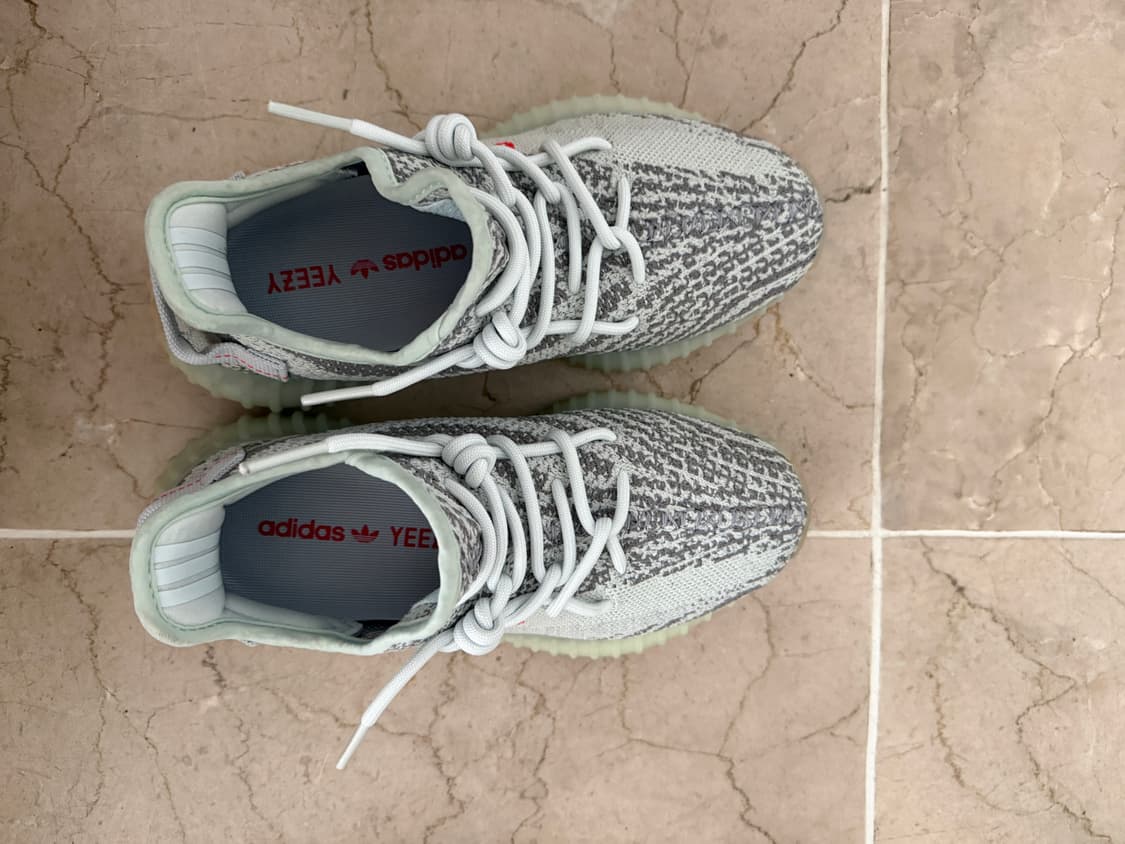 아디다스 이지부스트 230 상품이미지1