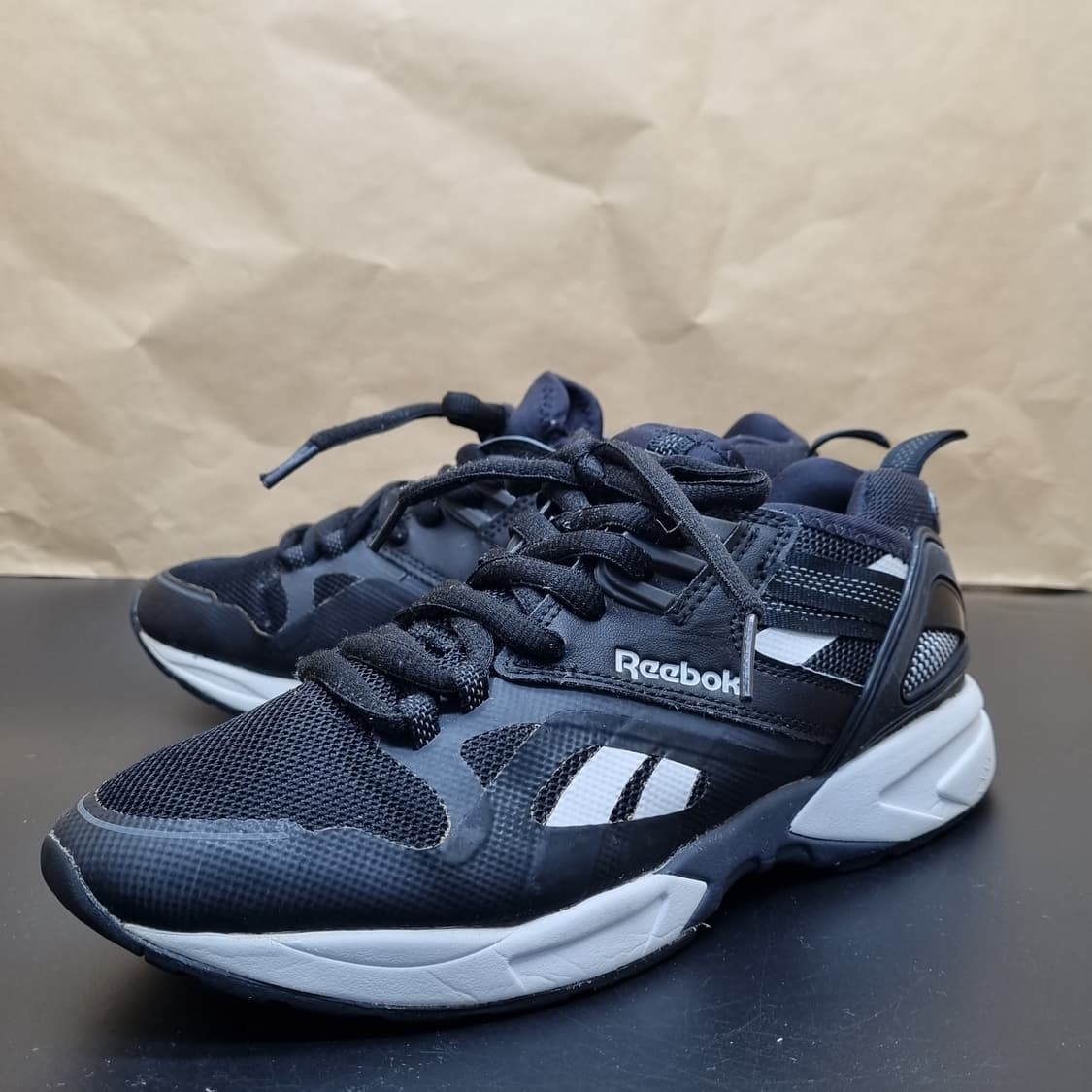 휠라 뉴런3 여성운동화230  상품이미지1