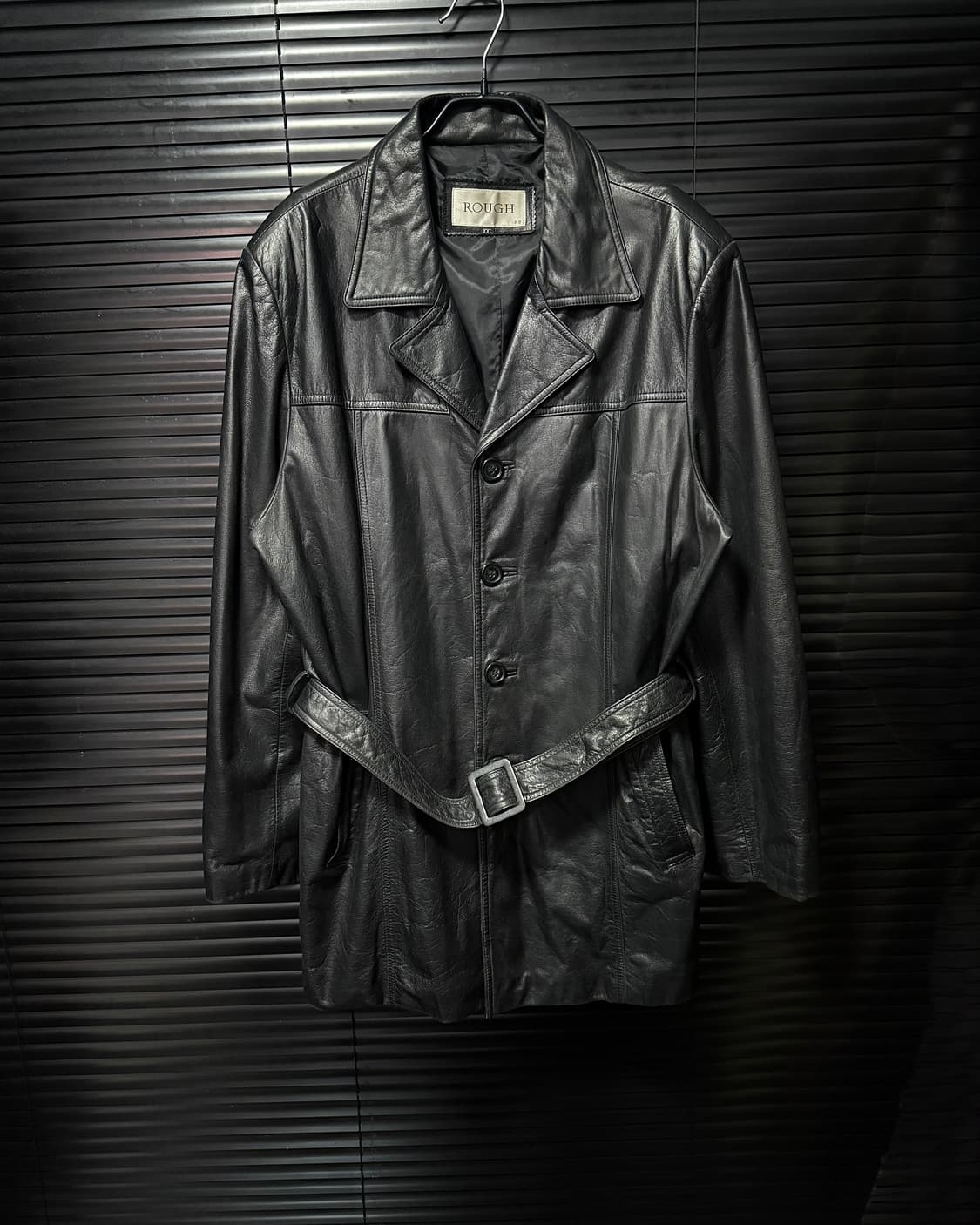 ROUGH 러프 소가죽 벨티드 벨트 고리 가죽 레더 롱 코트 오픈 카라  상품이미지3