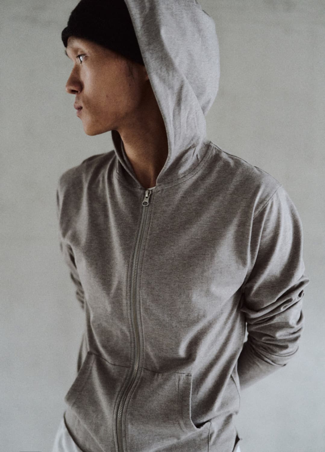 모노프리베 텍스쳐 후드집업 웜그레이 구합니다 상품이미지1