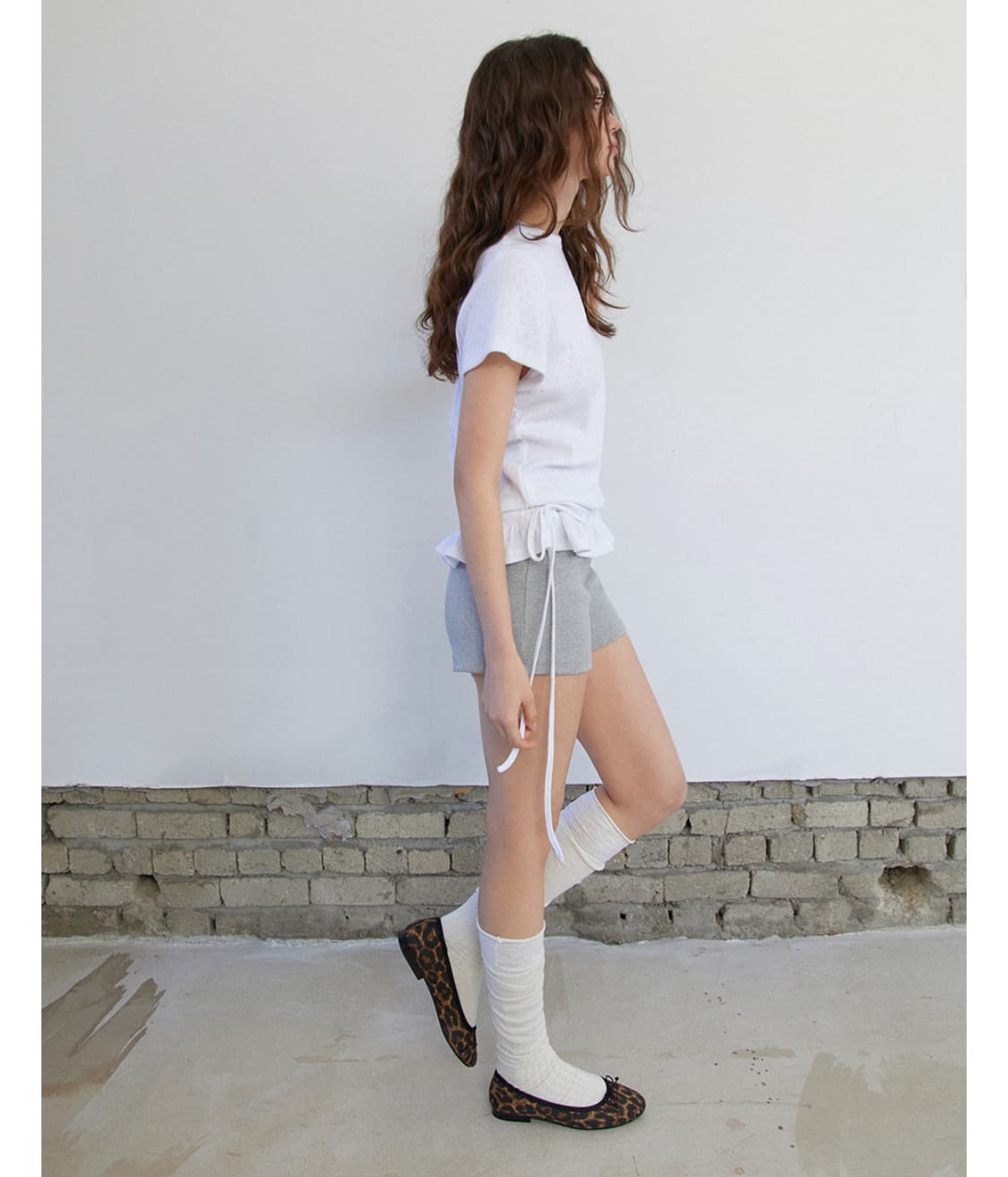 [새상품] rense 렌세 Eyelet Frill Half T-shirt 상품이미지2