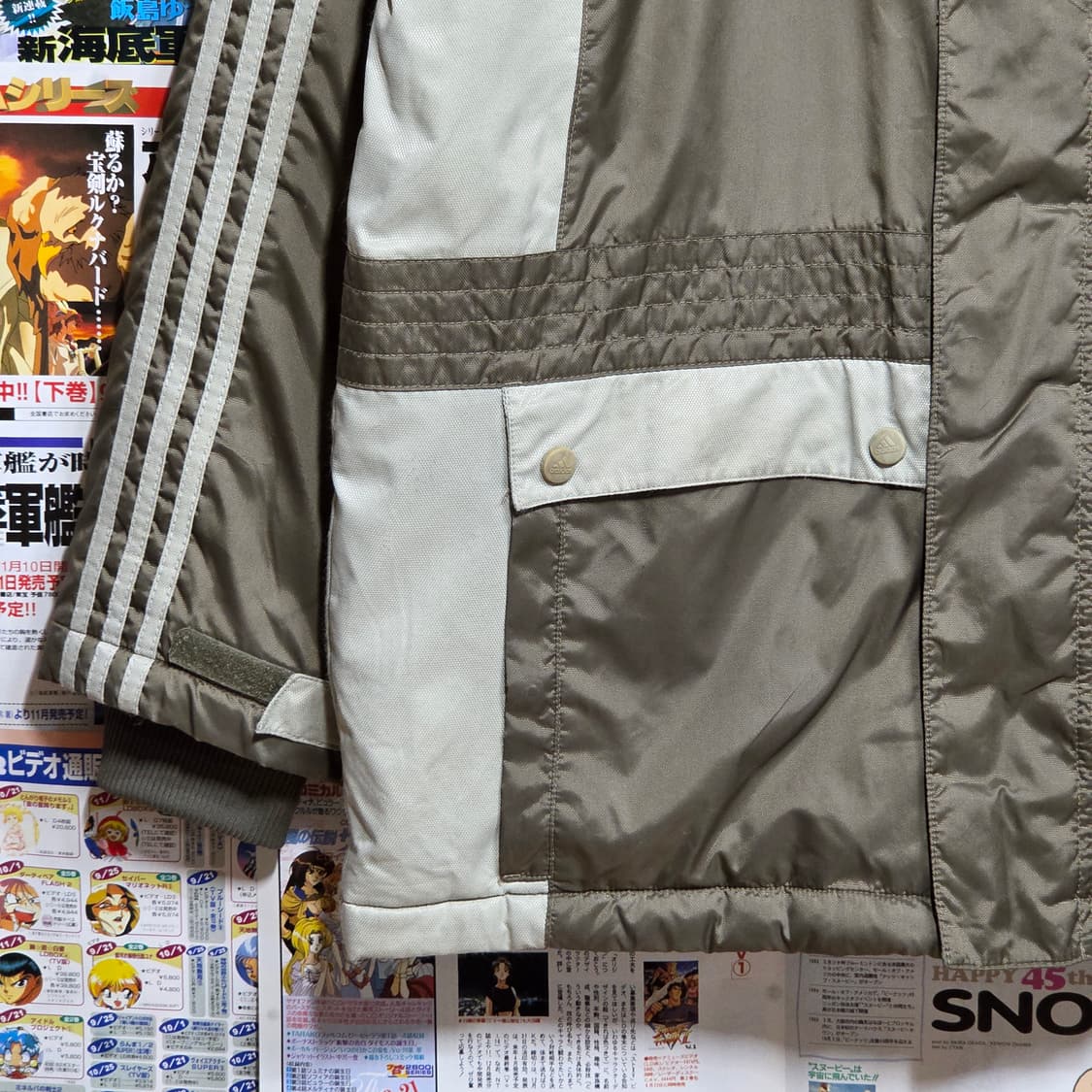 JPN 00'S 아디다스 올드스쿨 카키 패딩 점퍼 상품이미지4