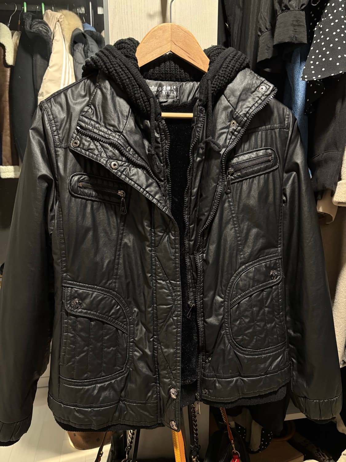 블랙 후드 점퍼 (뒷부분 리본 포인트 ♡) 상품이미지2