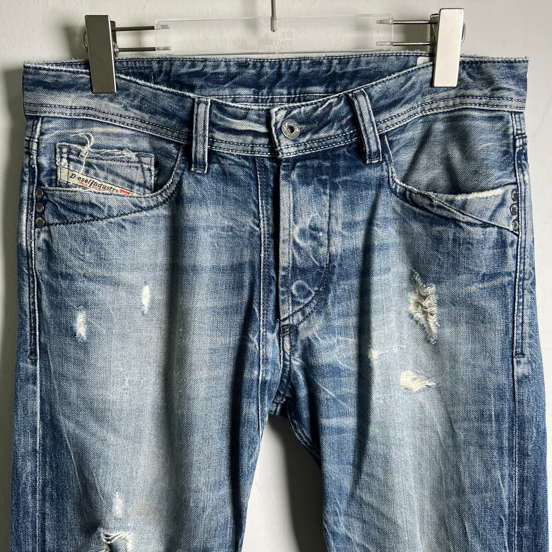 diesel 디젤 MENNIT 디스트로이드 워싱 데님 팬츠 30 상품이미지4