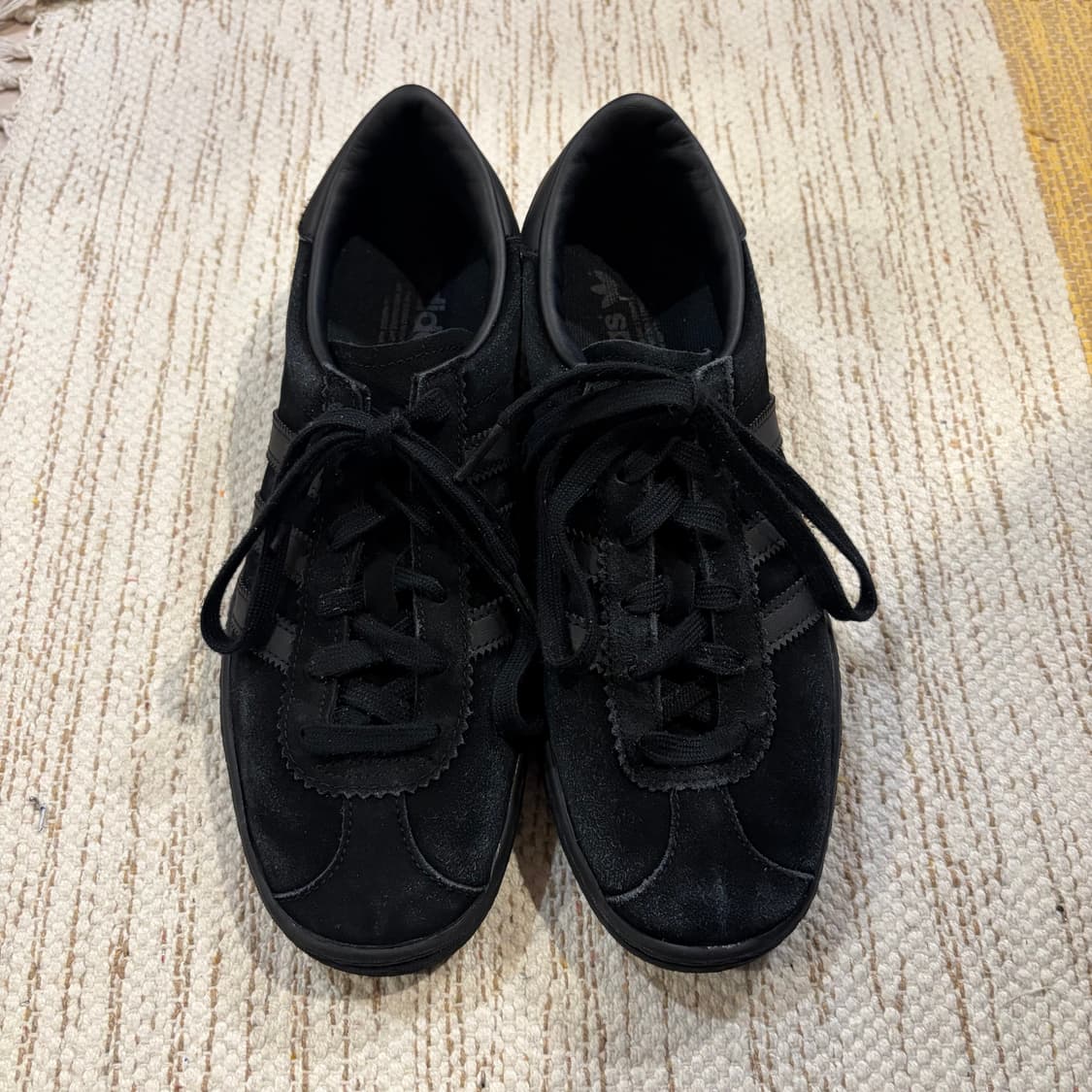 (255) Adidas Stadt Core Black Carbon  상품이미지2