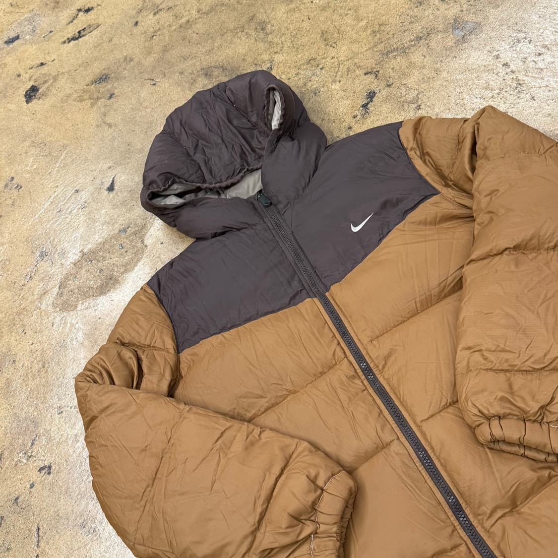 나이키 초코 브라운 후드 숏패딩  상품이미지1