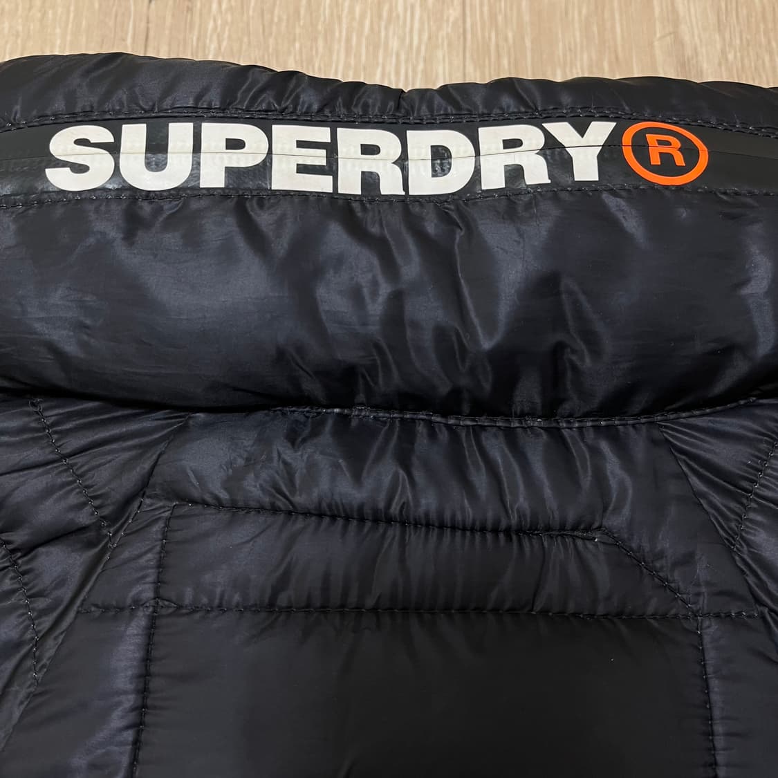 슈퍼드라이 재팬 Superdry 그라데이션 경량패딩 자켓 L(100) 상품이미지6