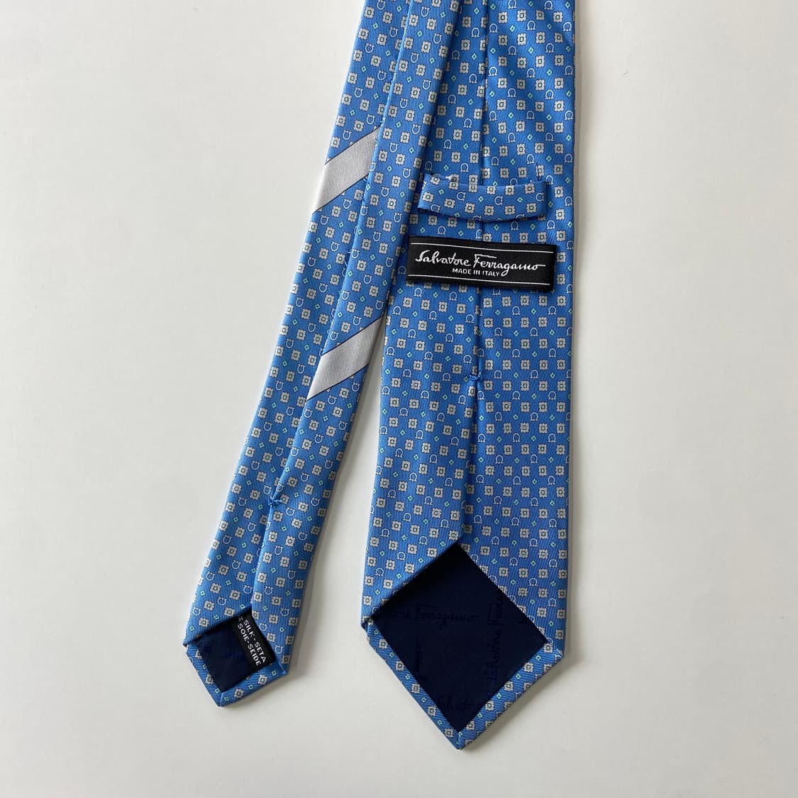 페레가모(Ferragamo) 명품 정품 모노그램 넥타이 상품이미지3