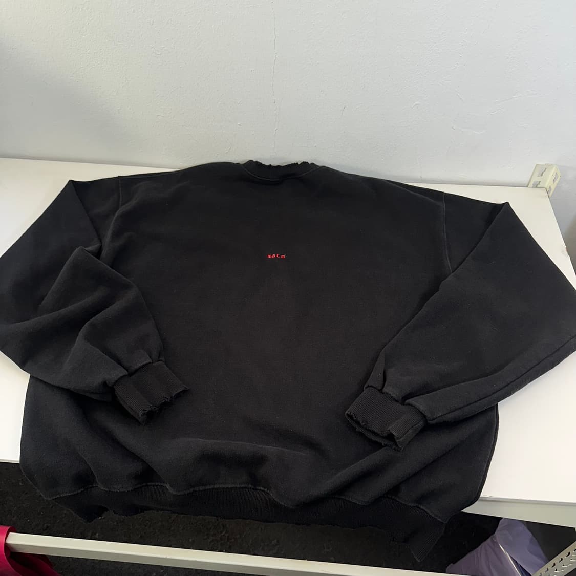 FREE MATS 블랙 데미지 디스 오버핏 맨투맨 상품이미지5