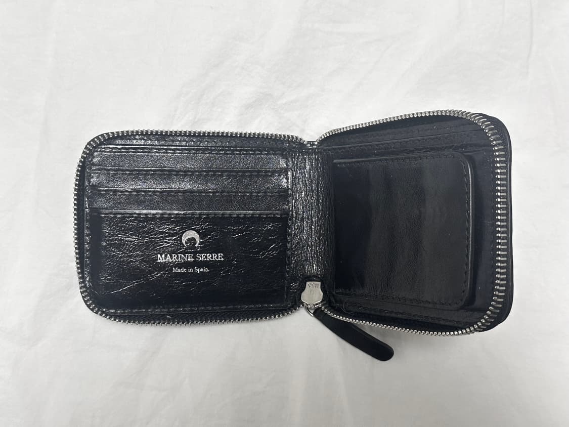 마린세르 모노그램 패턴 레더 지갑 상품이미지4
