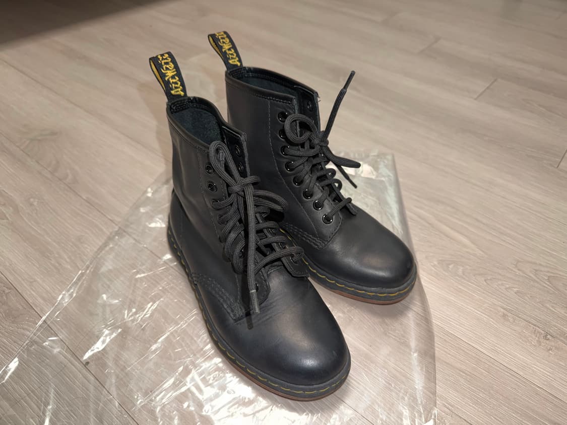 230) 닥터마틴 1460 부츠 뉴턴 경량모델 Dr.Martens 상품이미지2