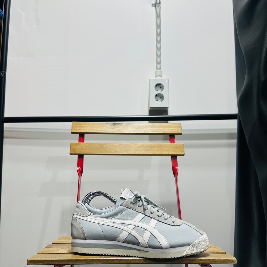 260) 오니츠카타이거 운동화 남성 남자 신발 코르쉐어 그레이 상품이미지1