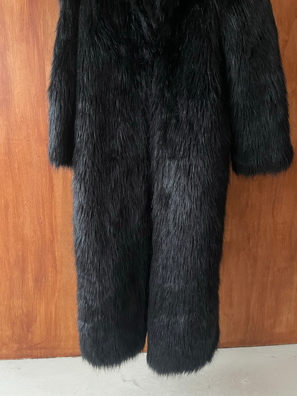 Black long shaggy faux fur coat 상품이미지5