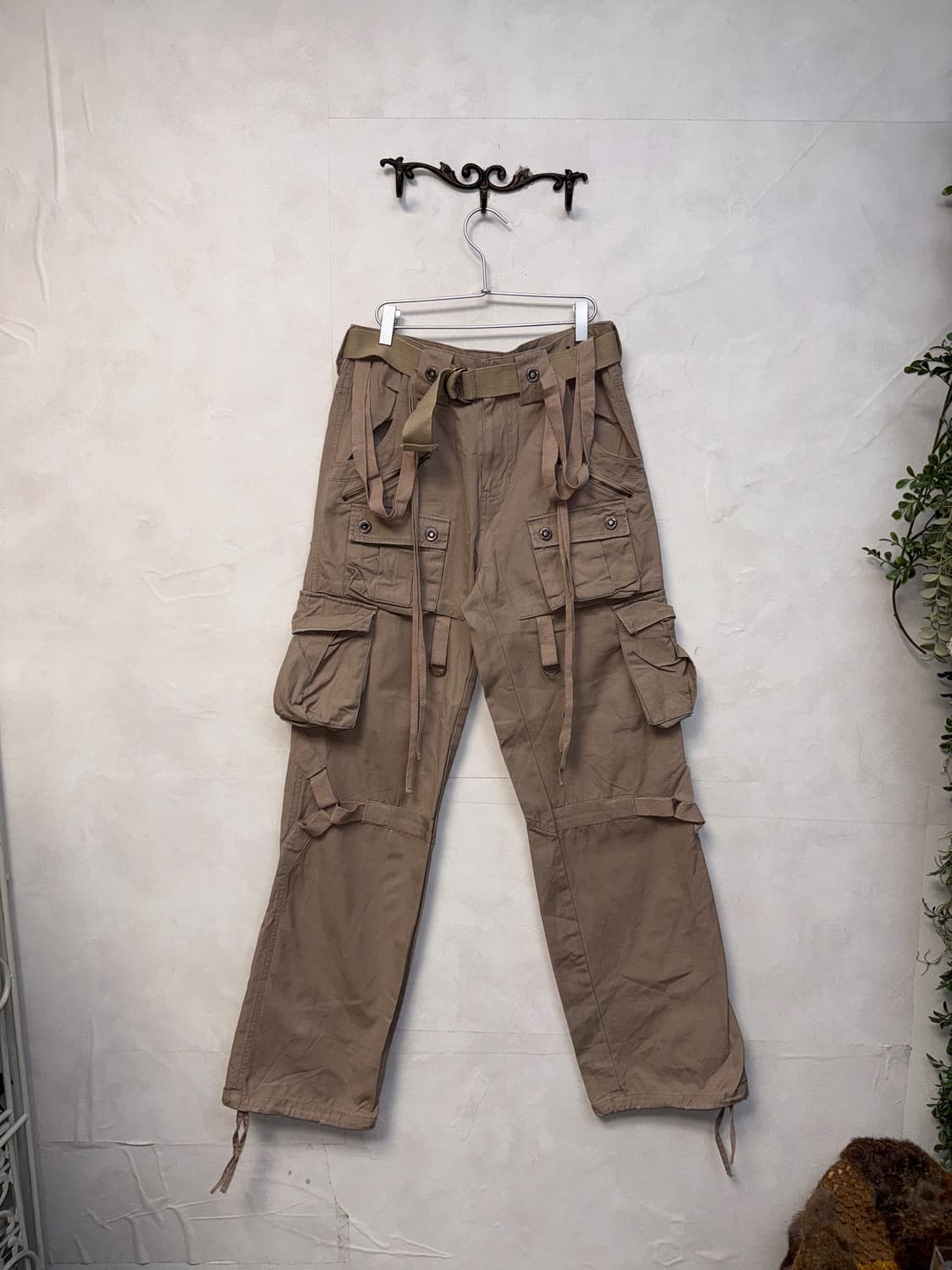 Pink beige multi pocket strap 카고팬츠 상품이미지1