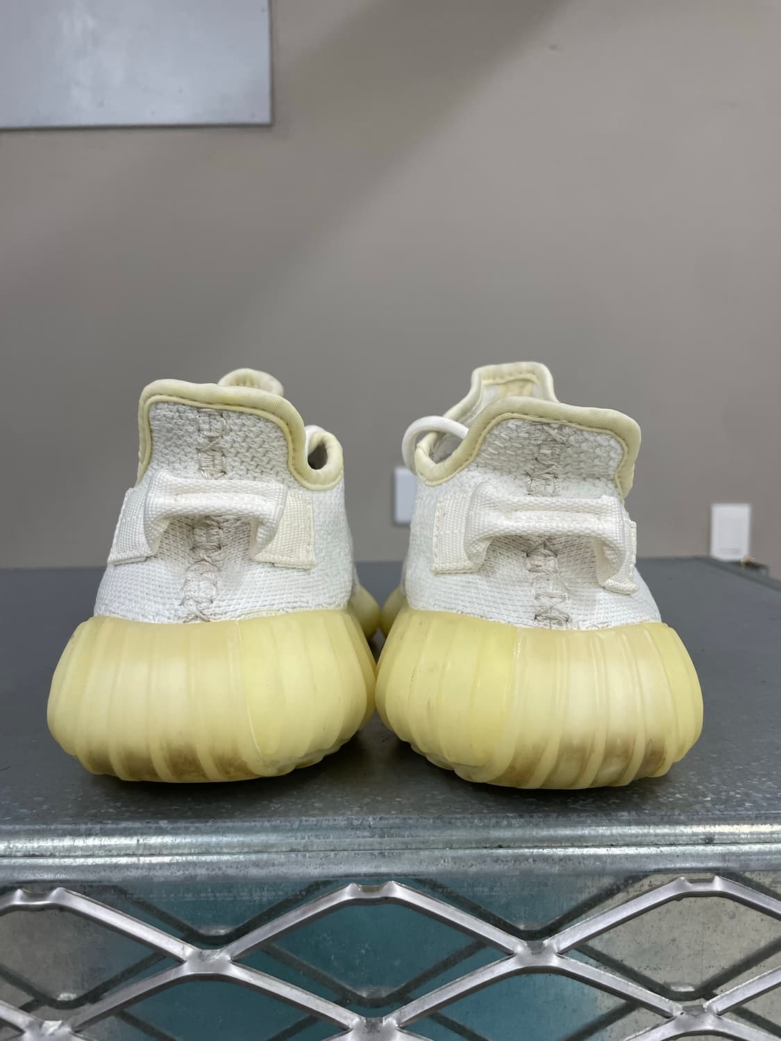 아디다스 이지 부스트 350 V2 크림 화이트 230 (gr-5245) 상품이미지3