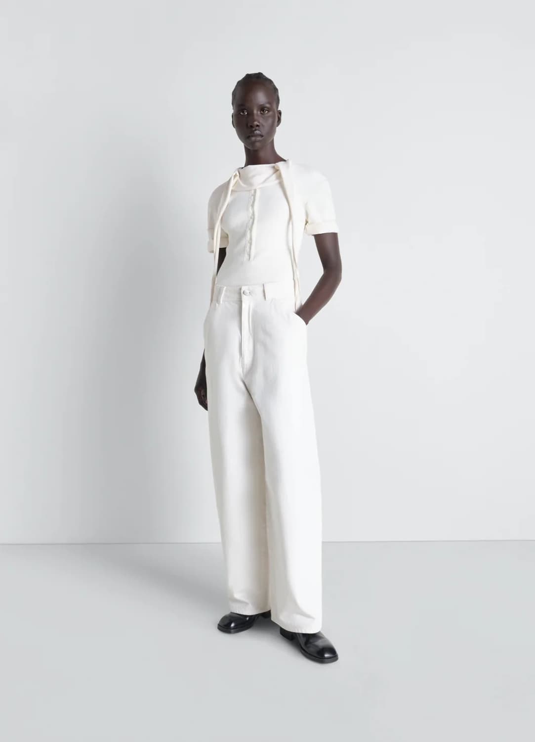 [XS,S,M]르메르 26ss FITTED HENLEY 헨리 니트/밀크 상품이미지2