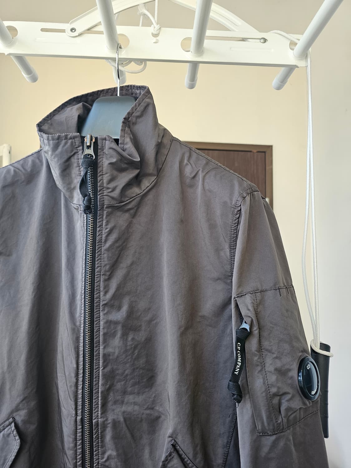 씨피 정품 CP컴퍼니 봄버형태 자켓 105 팔아요 상품이미지3