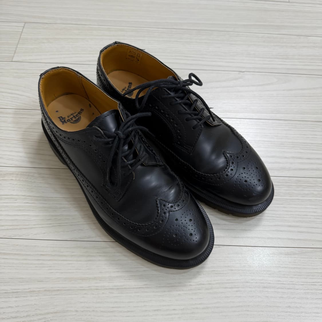 닥터마틴 윙팁 260 상품이미지3