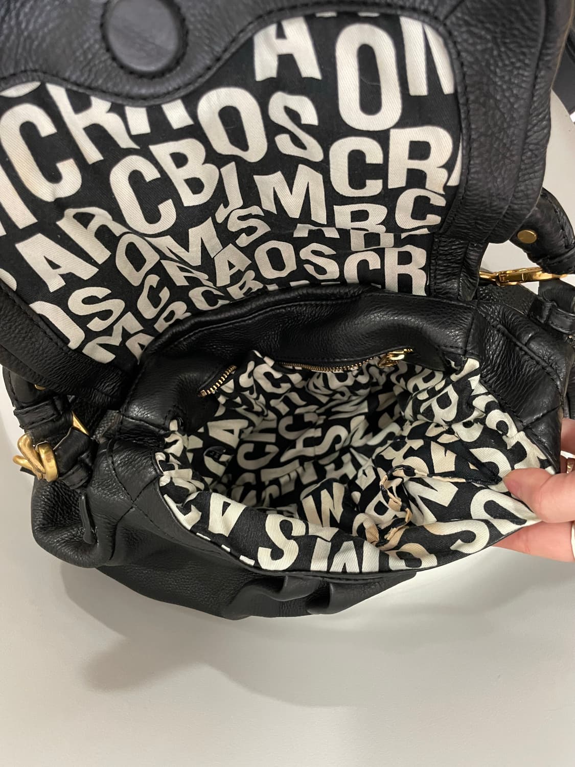 마크제이콥스 블랙 가죽 크로스백 가방 상품이미지6