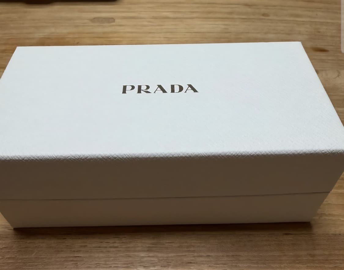 25YS 프라다 런웨이 선글라스 블랙 상품이미지7