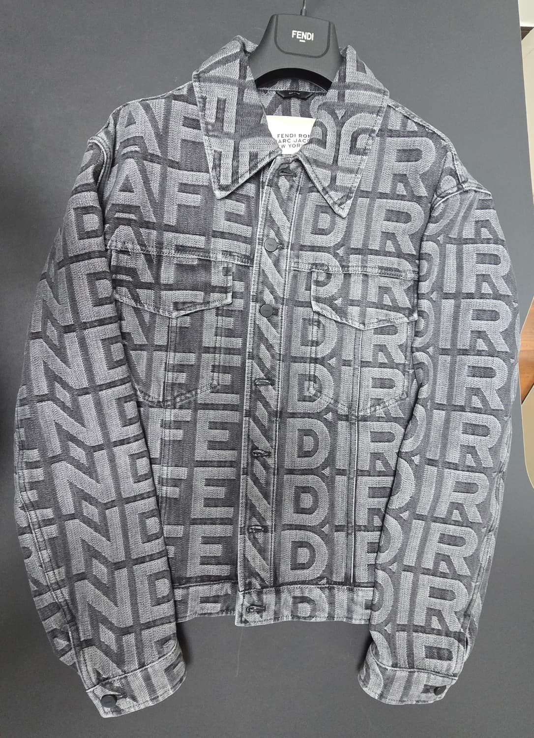 Fendi  로마 상품이미지1