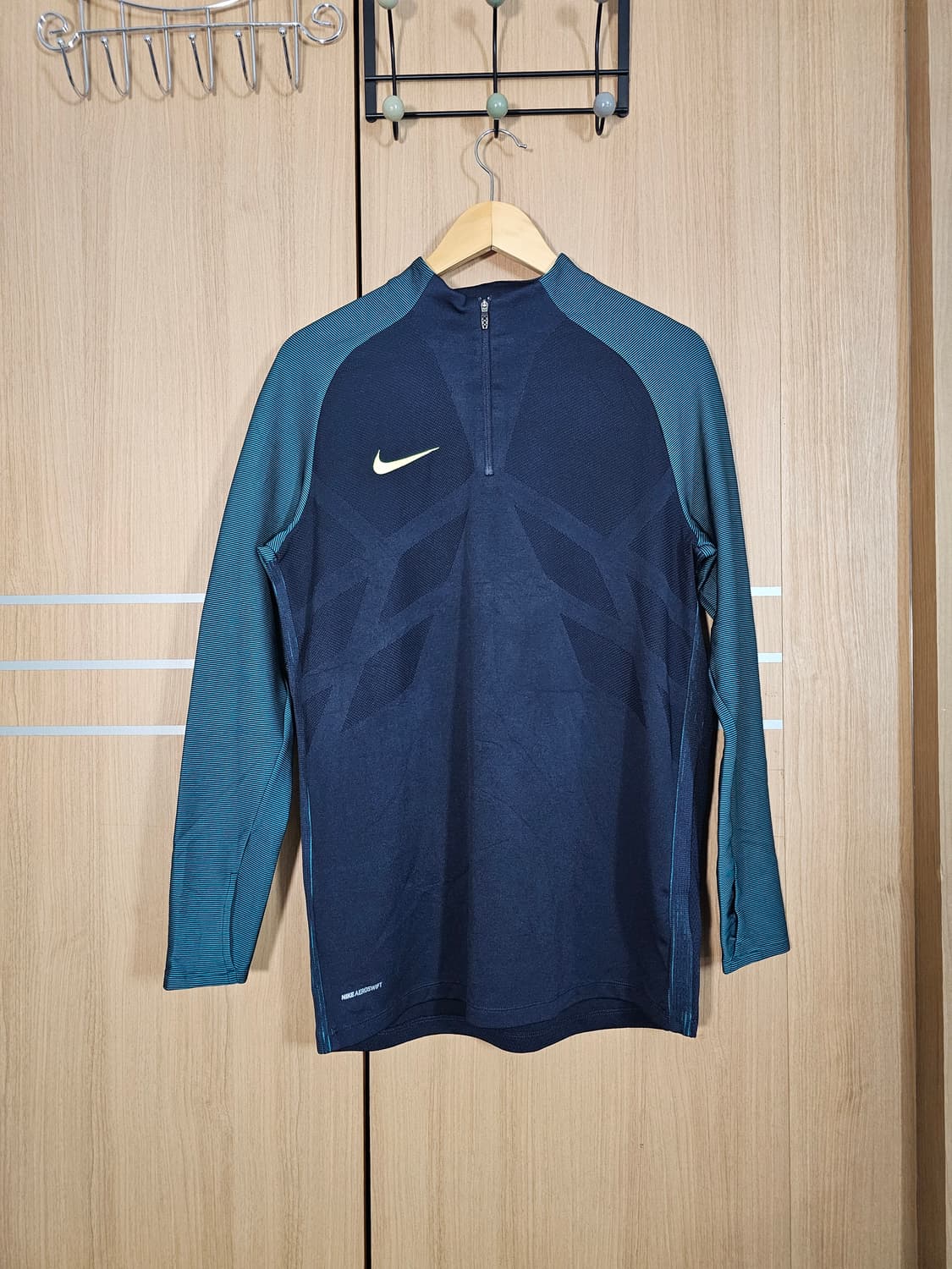 나이키 에어로스위프트 드릴탑/xl 상품이미지1