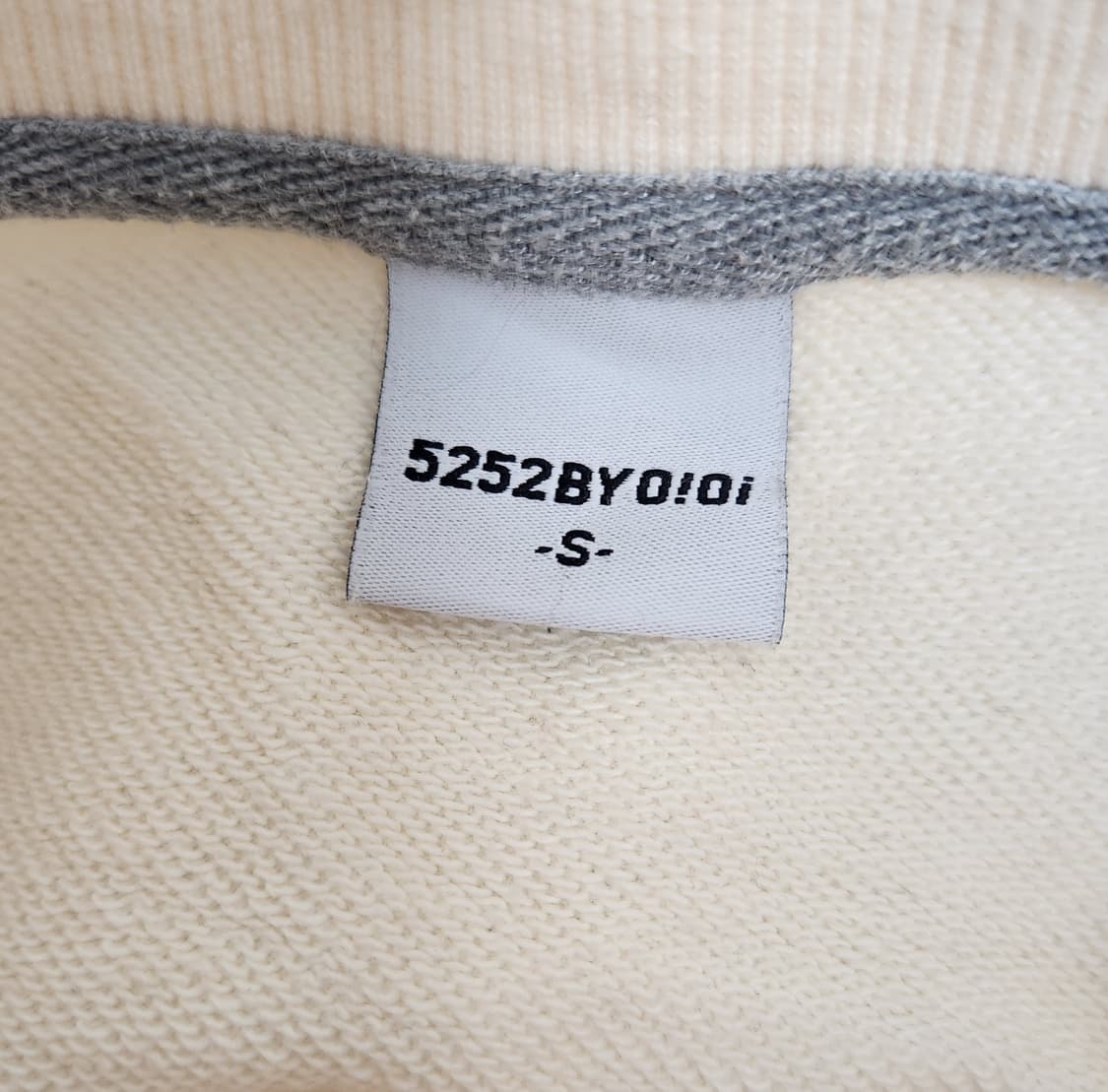 OiOi 오아이오아이 빅로고 맨투맨 상품이미지2