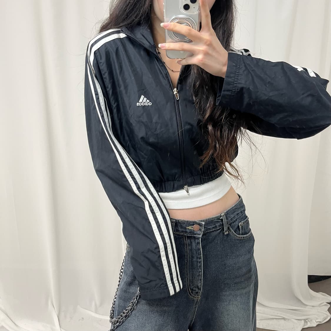 Adidas black cropped custom windbreaker 상품이미지3