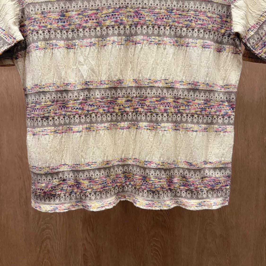 살바토레 페라가모 반팔 니트 티셔츠 멀티 패턴 스트라이프 디테일 베이지 상품이미지5