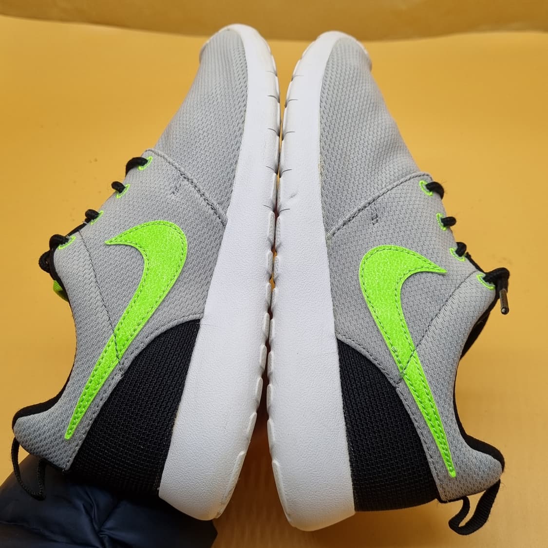 나이키 로쉬런 여성런닝화230  상품이미지5