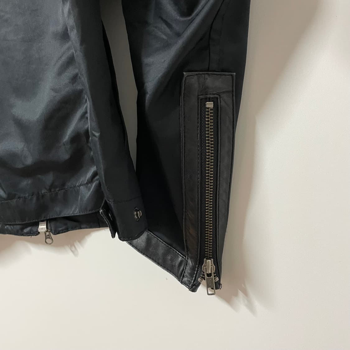 LEATHER POLY BIKER JACKET 상품이미지6