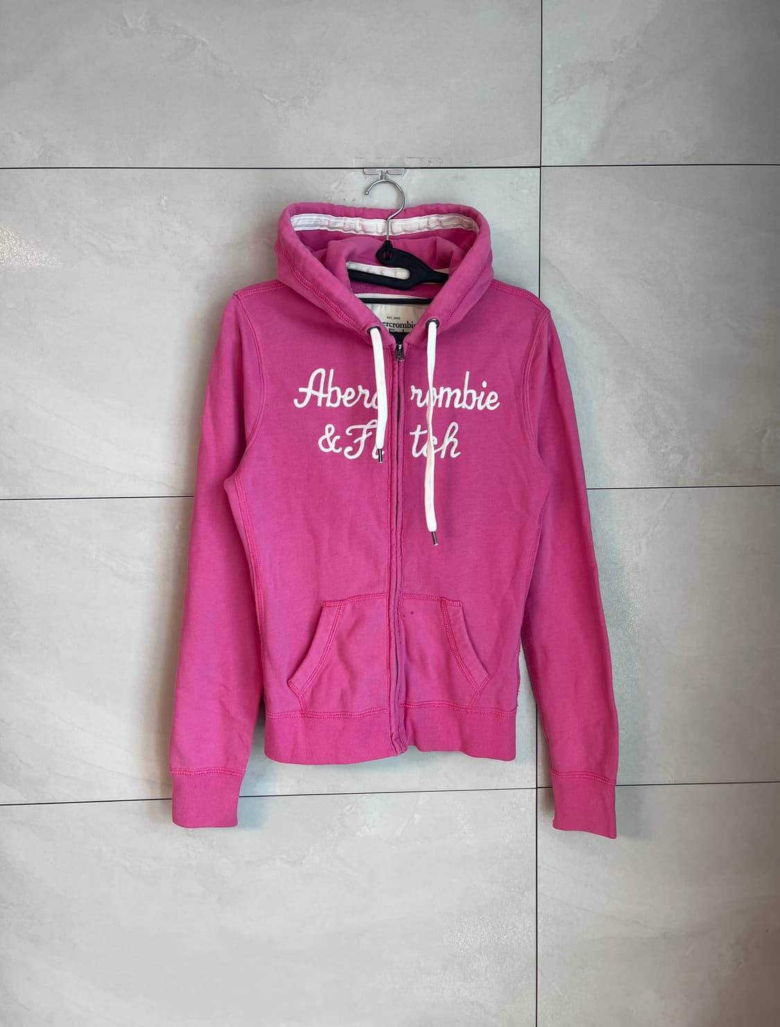 아베크롬비 스펠로고 딱붙핏 딸기우유 후드집업 [M] 상품이미지1