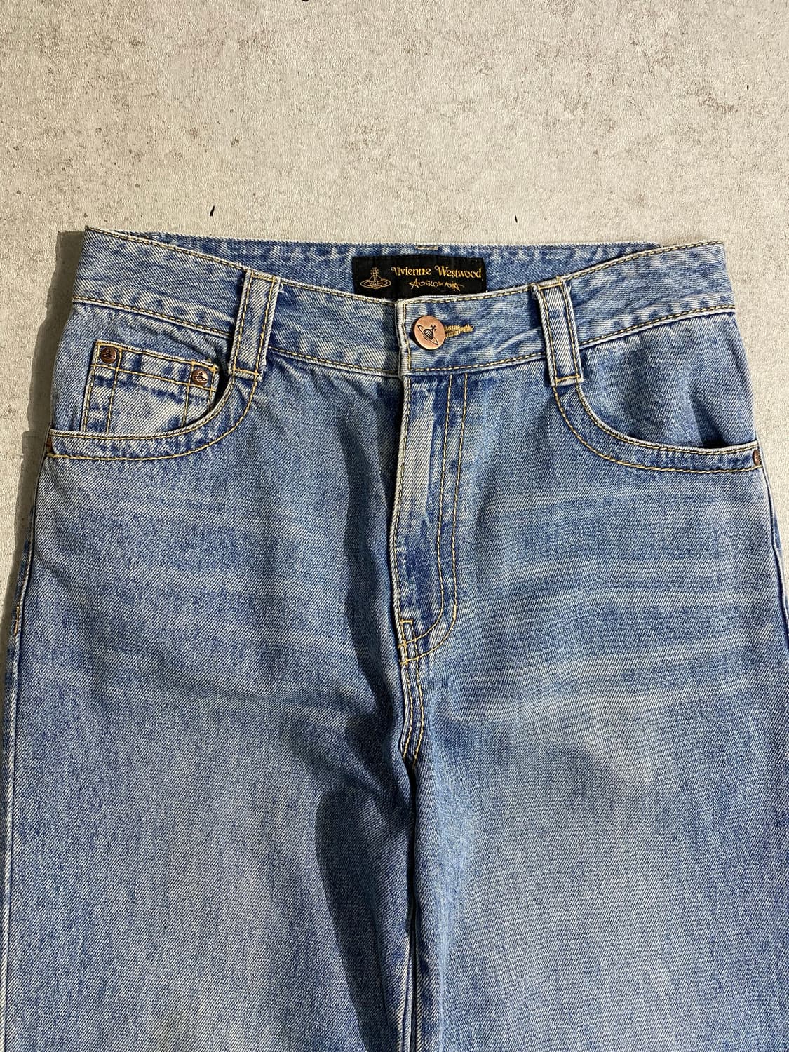 [40] 비비안 웨스트드우 라이트 데님 와이드 팬츠 상품이미지5