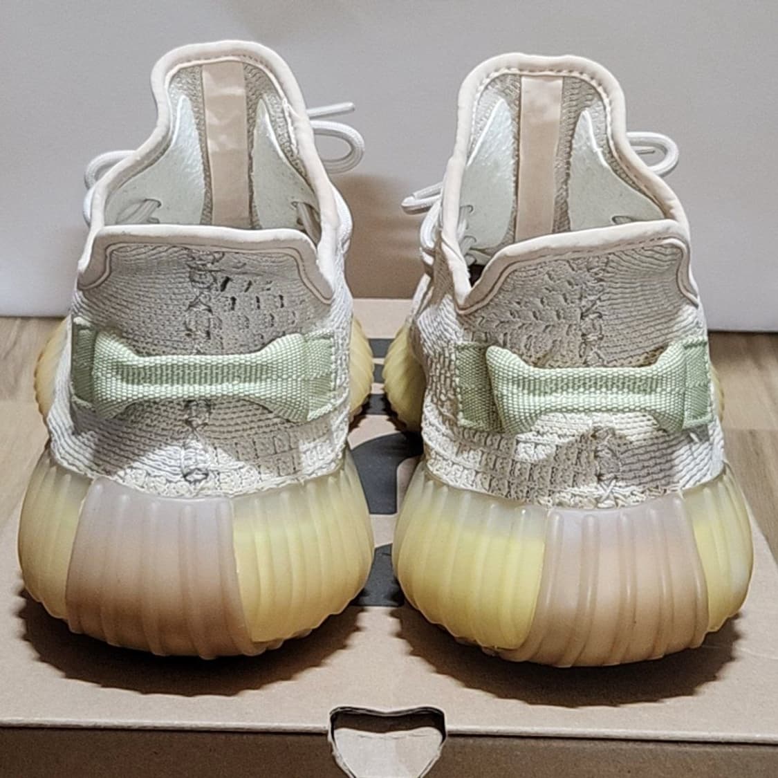 아디다스 이지부스트 285 플랙스 350 상품이미지5