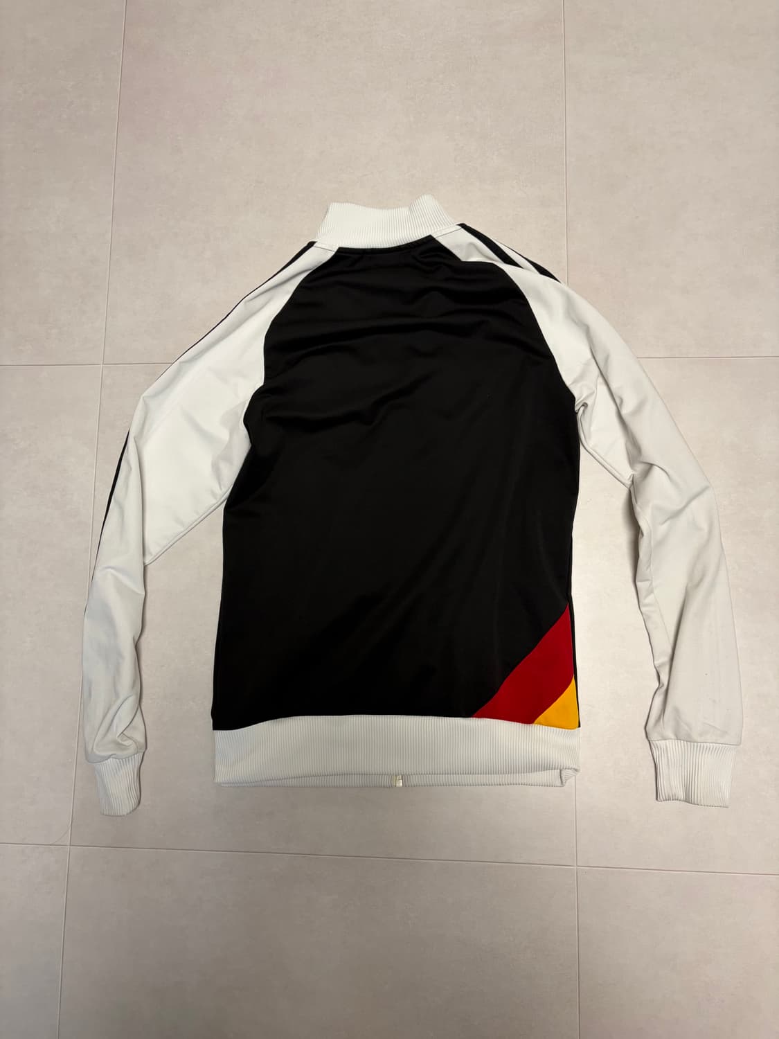 아디다스 독일 트랙탑 져지 팝니다 상품이미지3