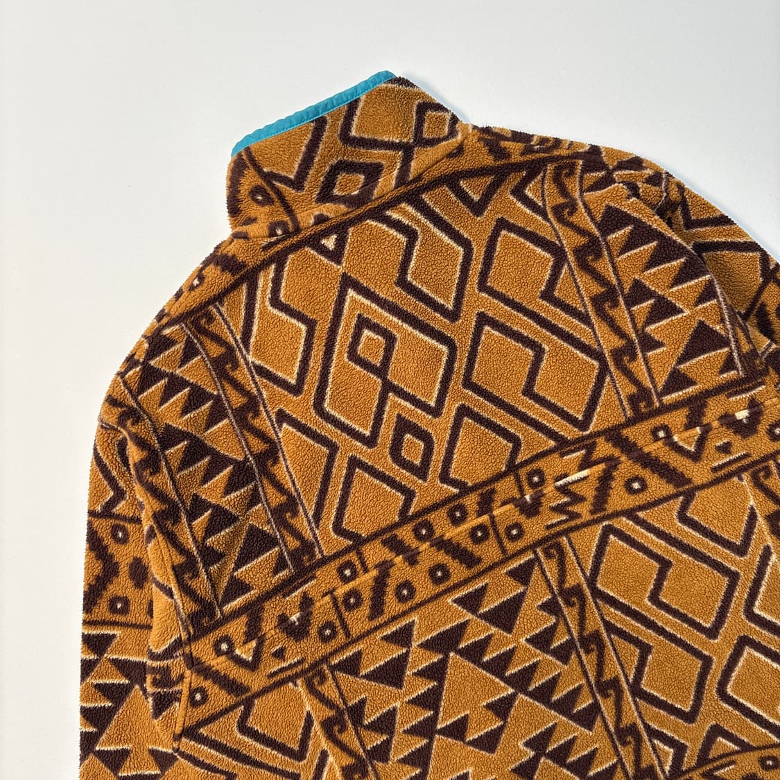 [M] 파타고니아 신칠라 브라운패턴 스냅티 상품이미지5