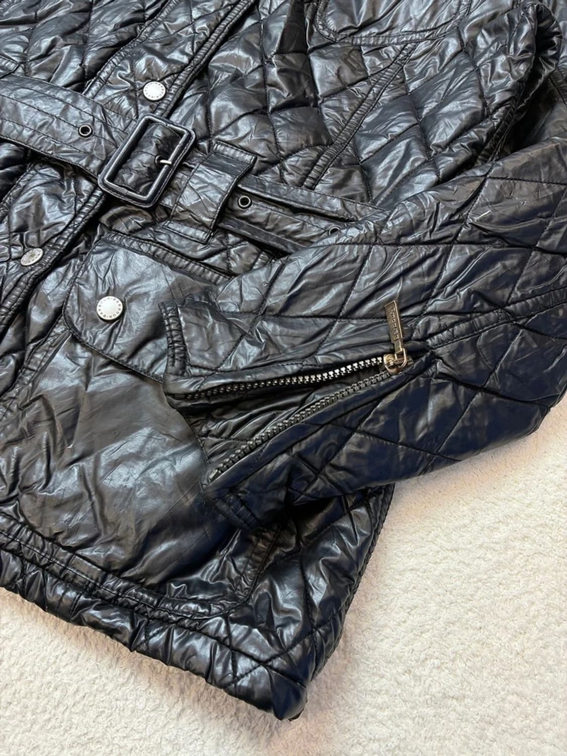 바버 BARBOUR 인터내셔널 클래식 퀼트 벨티드 자켓 PN5753 상품이미지5