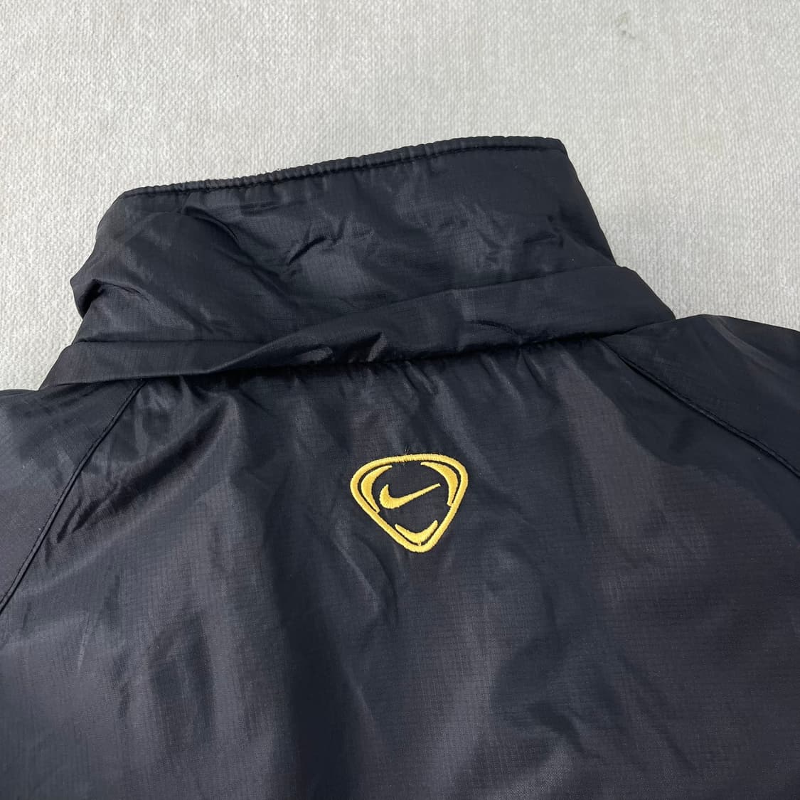 105 나이키 00s 바르셀로나 나일론 경량 점퍼  상품이미지5