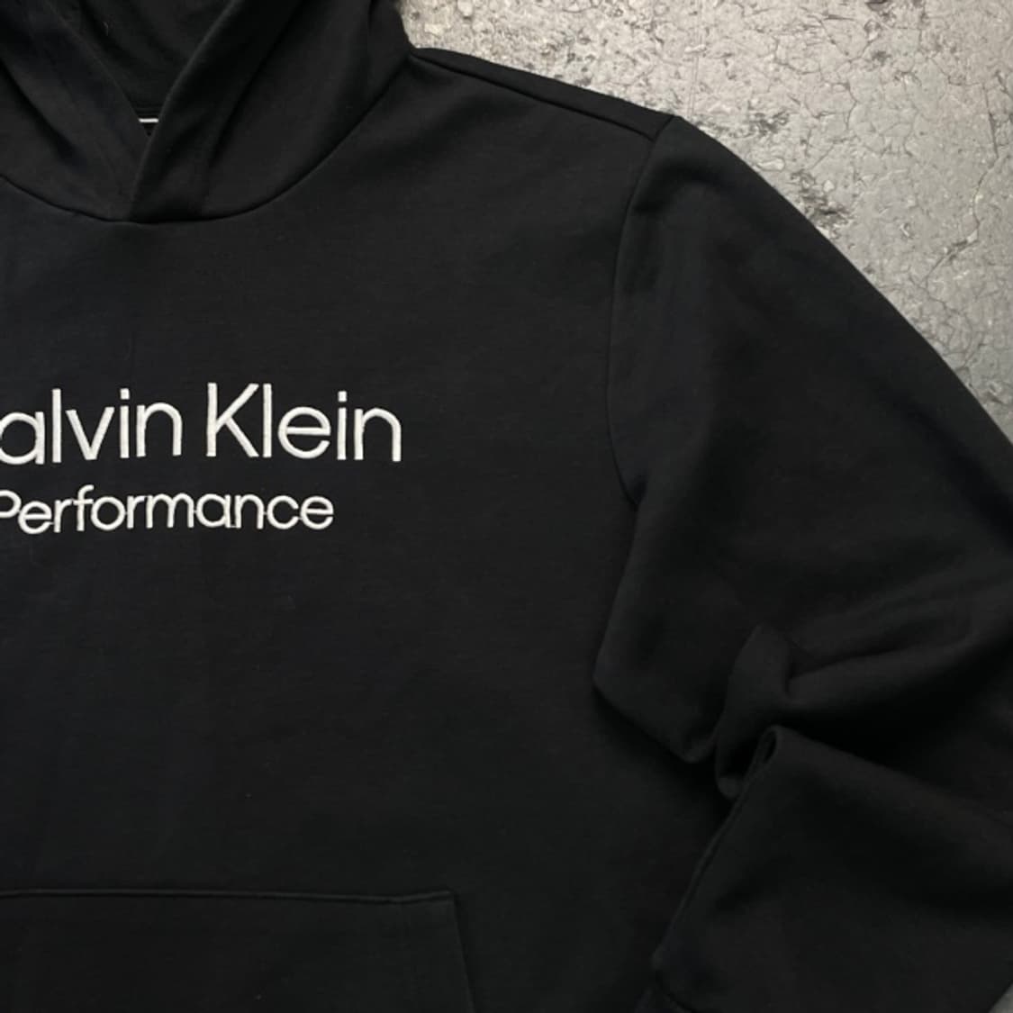 100 캘빈클라인 후드티  상품이미지2