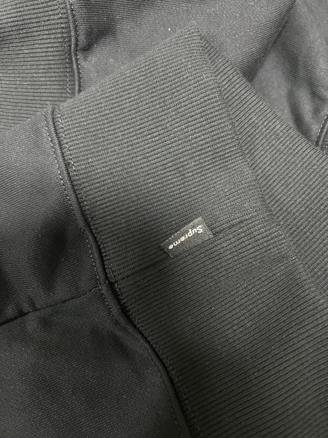 슈프림 사틴 아플리케 후드티 블랙 상품이미지5