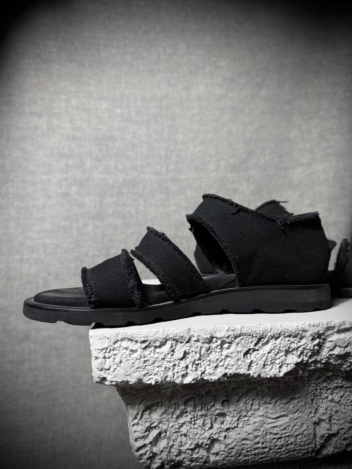 Yohji Yamamoto Pour Homme Frayed Sandals 상품이미지4