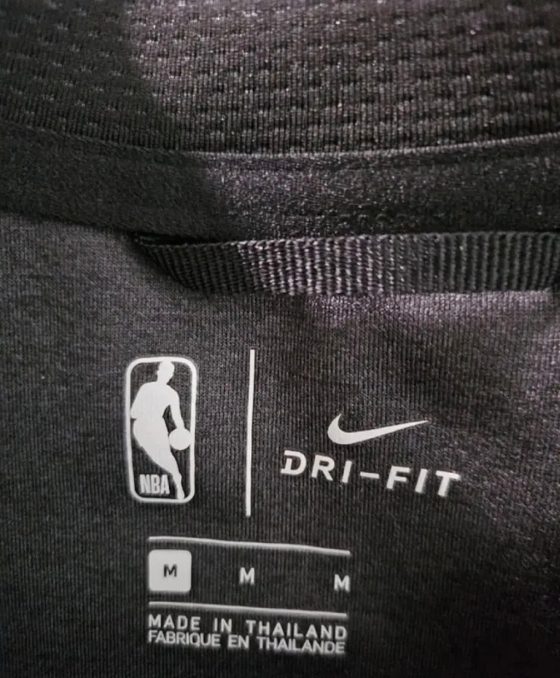 해외 나이키 한정판 NBA 검금 골든에디션 티셔츠 상품이미지4