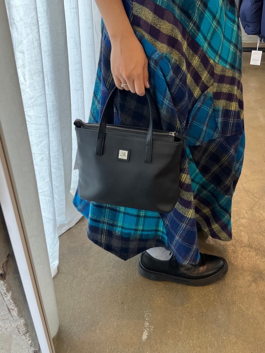 COURREGES 꾸레쥬 로고 토트백 상품이미지8