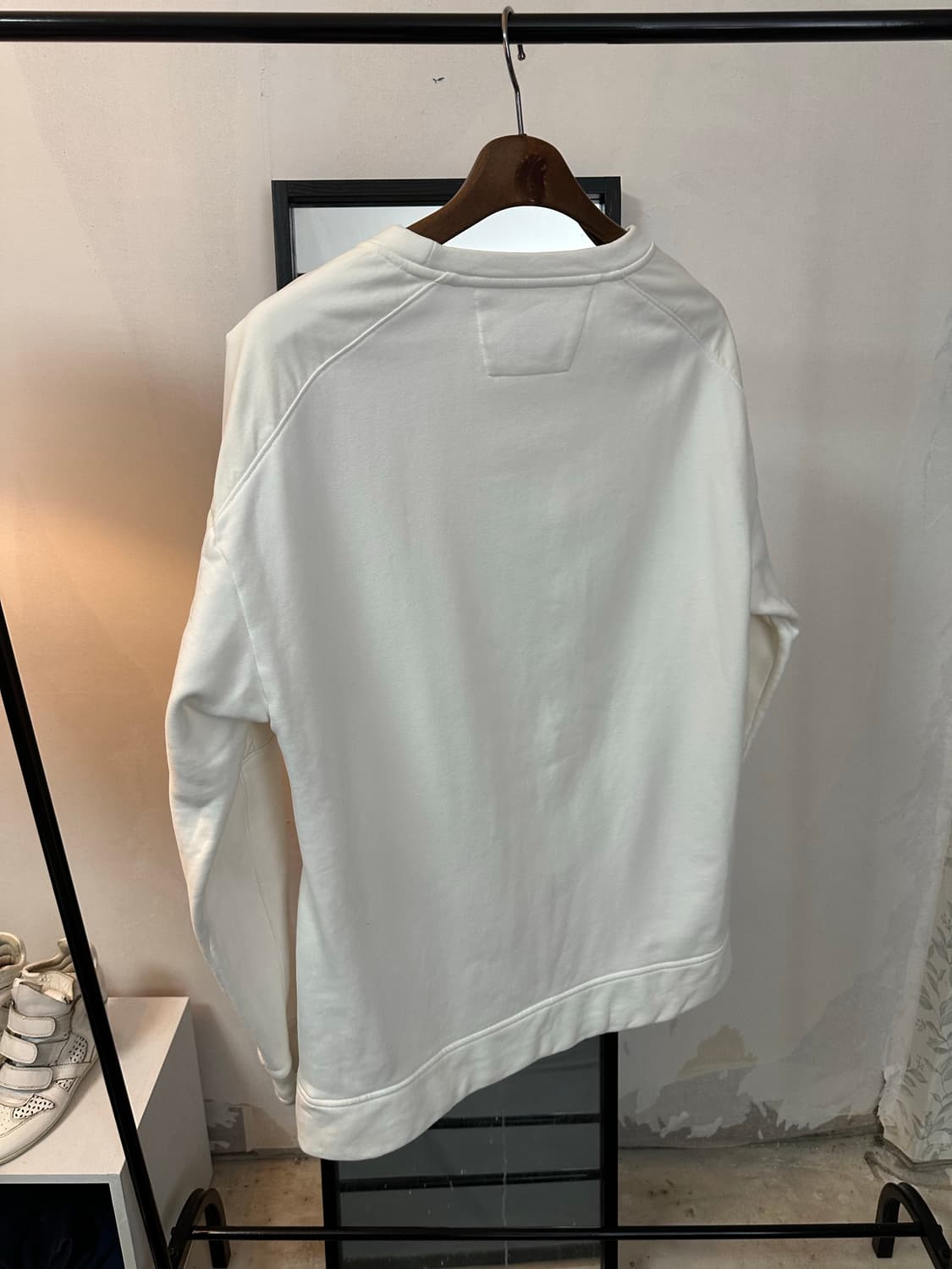 씨피컴퍼니 맨투맨 20FW 상품이미지3