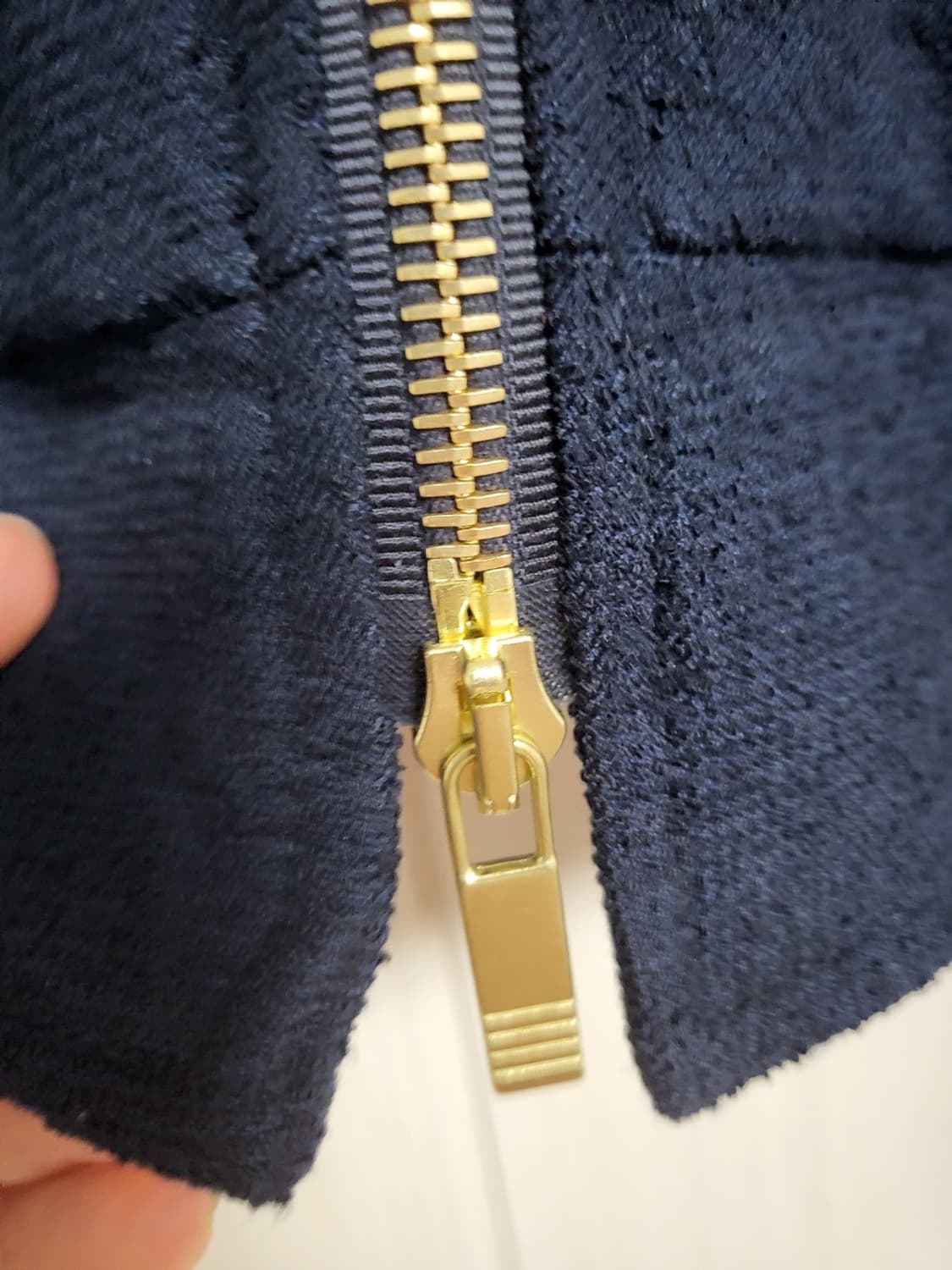 톰브라운 센터백 스트라이프 부클레 수팅 블루종 상품이미지4