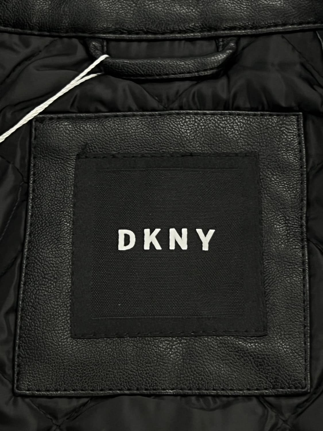 DKNY 페이크 레더 봄버 자켓 상품이미지7